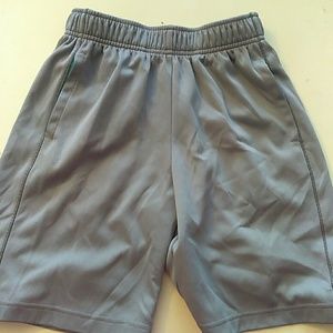 Grey shorts with green stripe and pockets